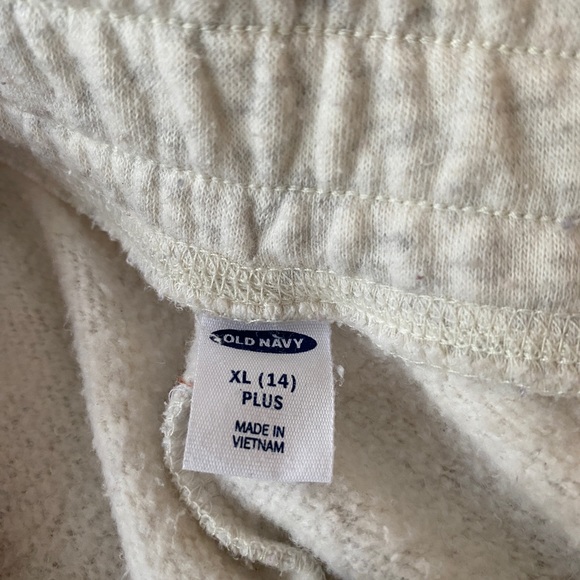 Old Navy Girls Fleece Joggers 14 XL PLUS Sweatpants Oatmeal Heather LOGO - Picture 5 of 6